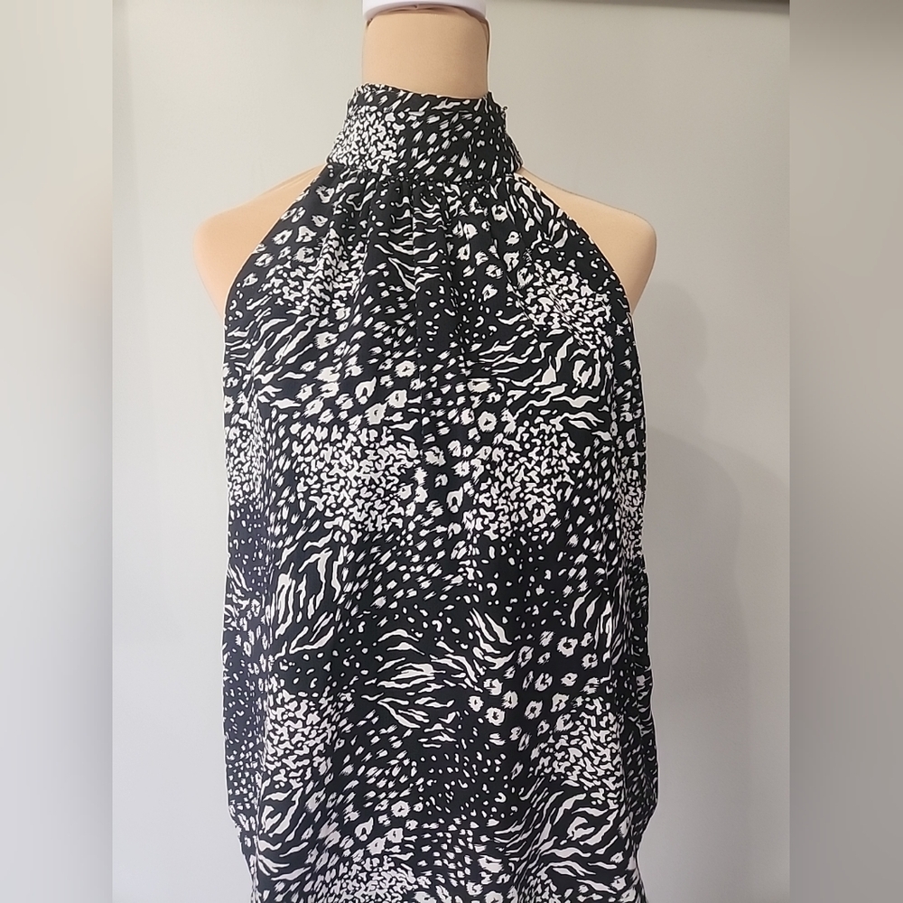 Elie Tahari Small Sleeveless Top Blouse High Neck Black White Animal Print